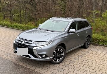 Mitsubishi Plug-in Hybrid Outlander 110.000 km 16.700 &euro; Neuenbürg 75305
