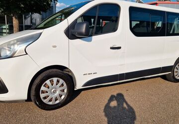 Renault Trafic 199.524 km 9.400 &euro; Renchen 77871