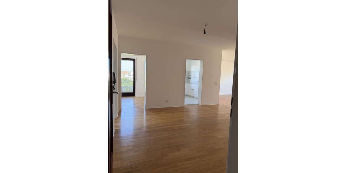 Etagenwohnung Baden-Baden Baden - 4 Zimmer, 107 m&sup2;, 1.260&euro; | Angebot:27119981