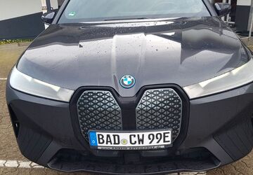 BMW iX 200.000 km 35.300 &euro; Baden-Baden 76534