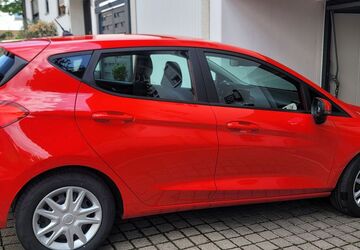 Ford Fiesta 83.600 km 8.100 &euro; Malsch 76316