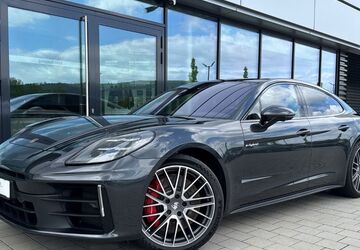 Porsche Panamera 22.650 km 124.389 &euro; Ettlingen 76275