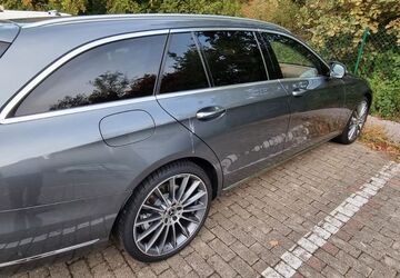 Mercedes-Benz E 400 96.500 km 36.500 &euro; Baden-Baden 76532