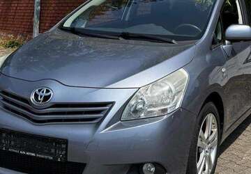 Toyota Verso 221.200 km 6.450 &euro; Rheinstetten 76287