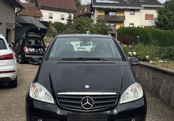 Mercedes-Benz A 180 189.984 km 2.500 &euro; Bühlertal 77830