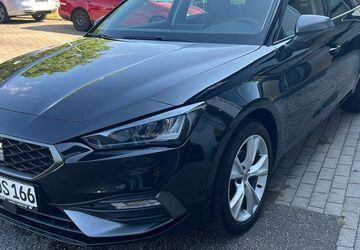 Seat Leon 38.900 km 21.420 &euro; Achern 77855