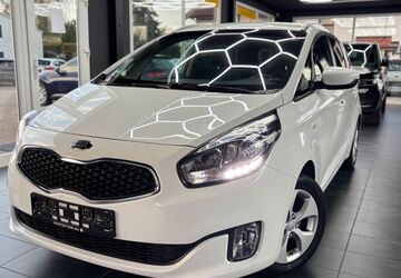Kia Carens 128.000 km 6.299 &euro; Bietigheim 76467
