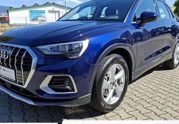 Audi Q3 52.130 km 32.490 &euro; Achern 77855