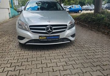 Mercedes-Benz A 180 115.312 km 9.900 &euro; Baden-Württemberg - Wendlingen am Neckar 73240
