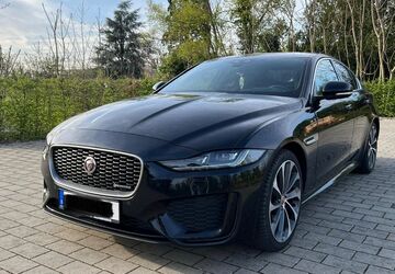 Jaguar XE 161.012 km 15.750 &euro; Ettlingen 76275