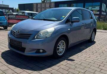 Toyota Verso 218.354 km 3.499 &euro; Baden-Baden 76532