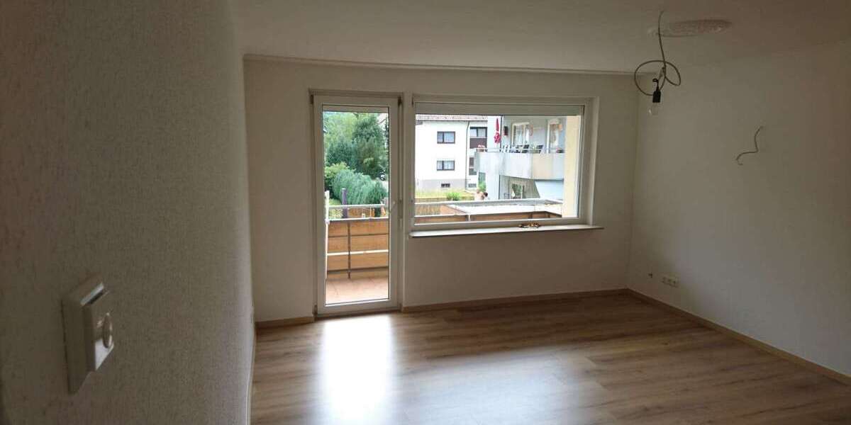 Etagenwohnung Bad Wildbad - 3 Zimmer, 78 m&sup2;, 710&euro; | Angebot:26221579