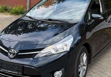 Toyota Verso 206.800 km 6.200 &euro; Rheinstetten 76287