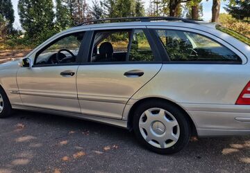 Mercedes-Benz C 200 179.680 km 4.250 &euro; Rastatt 76437