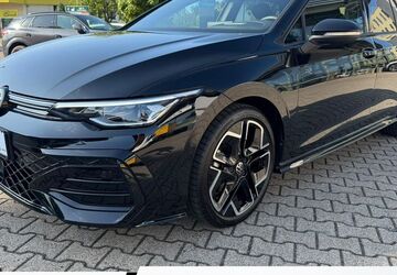 VW Golf 9.900 km 33.990 &euro; Achern 77855