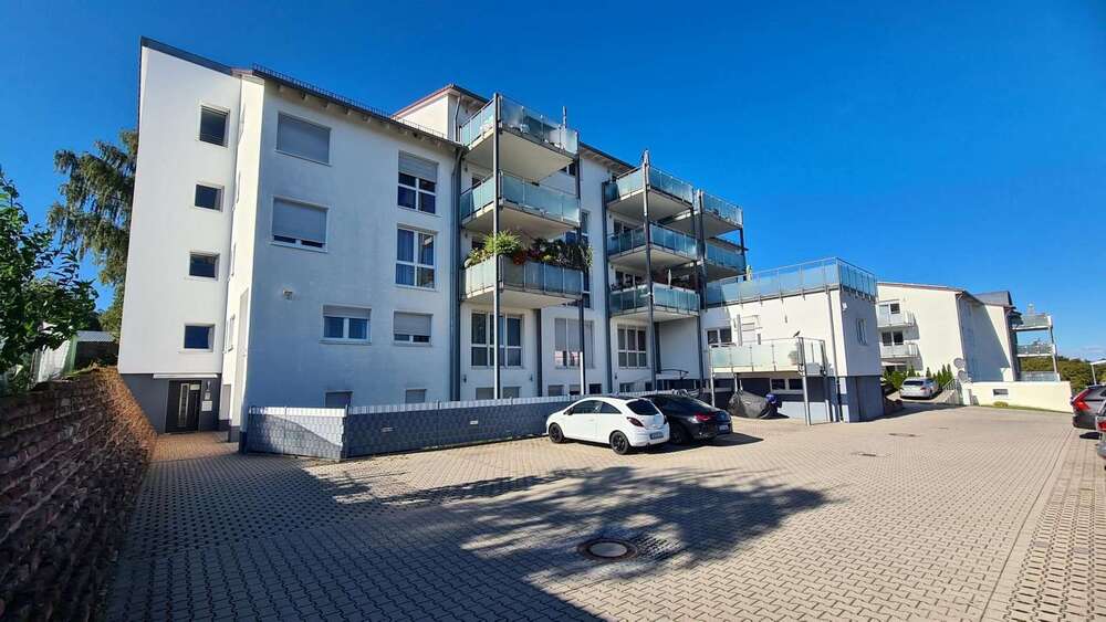 Etagenwohnung Schömberg Langenbrand - 4 Zimmer, 114 m&sup2;, 1.260&euro; | Angebot:27257222