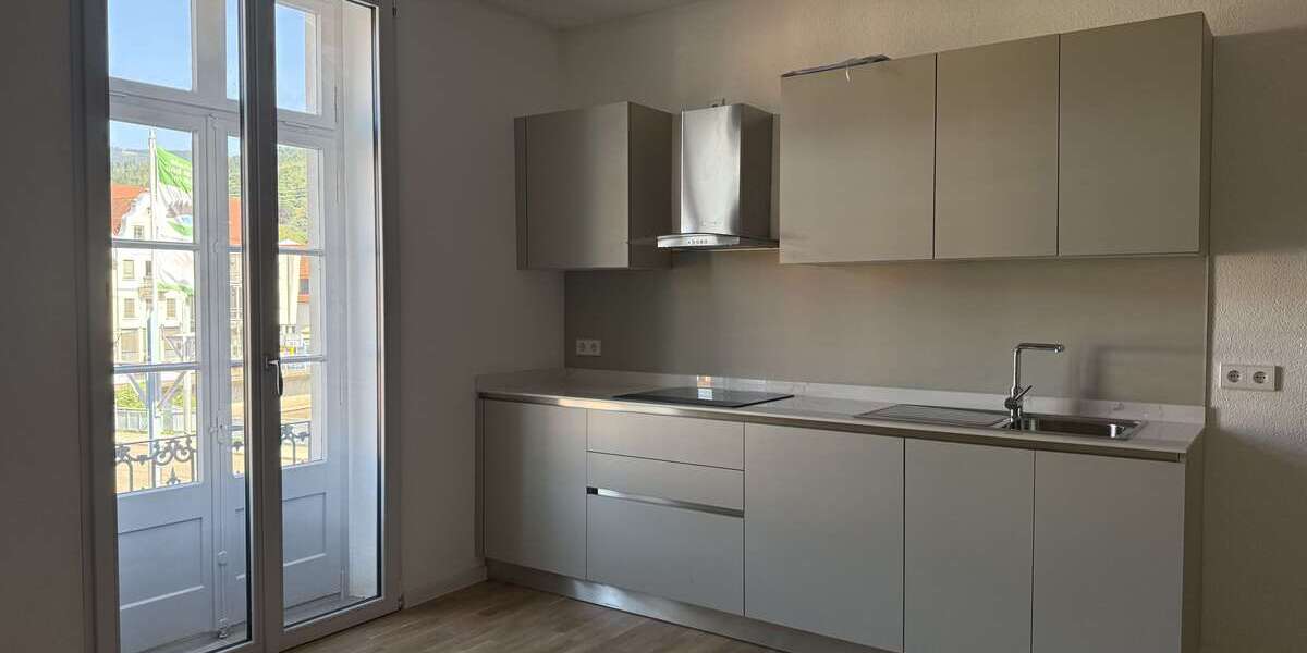 Etagenwohnung Gernsbach - 2 Zimmer, 72 m&sup2;, 799&euro; | Angebot:27093072